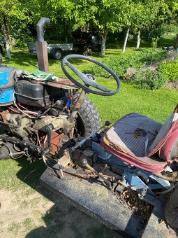 Traktor na podvozku Tatra 805 - 6