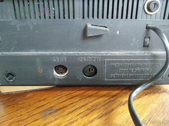 Rádio TESLA proreon 447A - 6