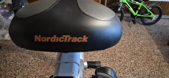 Stacionárny bicykel NordicTrack VX550 - 6