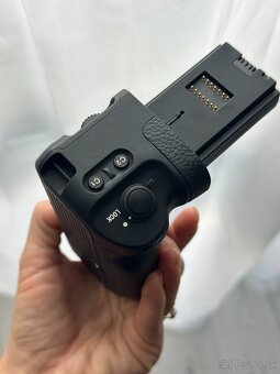 Battery Grip Sony VG-C3EM - Originál - nový - 6