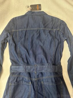 Džínsové dlhé šaty s opaskom zn. UNCS - 6