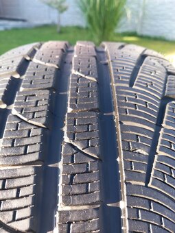 245/40 r19 zimne pneumatiky - 6