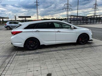 Hyundai i40 WG 1.7CRDi 100kW EXPERIENCE ČR ALU KOLA - 6