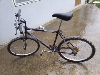 GARÁŽOVÝ VÝPREDAJ - 6