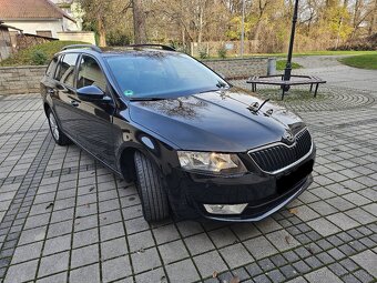Škoda Octavia Combi 2.0 TDI DSG F1 Ambition Navi DVD Orig.KM - 6