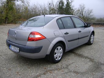 RENAULT MEGANE 1.4 - 6