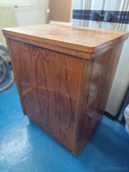 Predám starožitný šijací stroj - 6