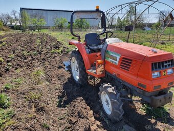 Malotraktor HINOMOTO NX200 - 6