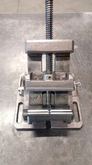 Zverak pod vrtacku - 6