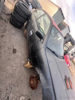 BMW E36 compact 1.8 - 6