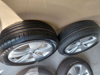 17" Skoda Superb - 215/55R17 - 6