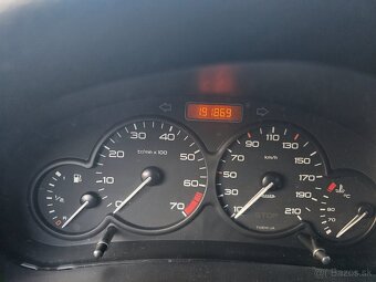 Peugeot 206 1.1 44kw rv2003 - 6