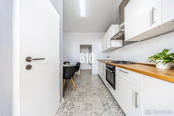 2 IZBOVÝ BYT V IKONICKEJ BYTOVKE S PERFEKTNÝM VÝHĽADOM - KAR - 6