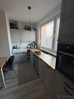 PREDÁME 3izbový byt komplet zariadený - 6