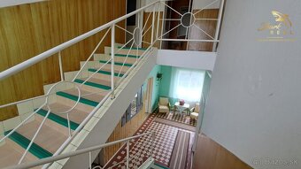 Rodinný dom s 5 izbami a veľkým pozemkom na PREDAJ - 6