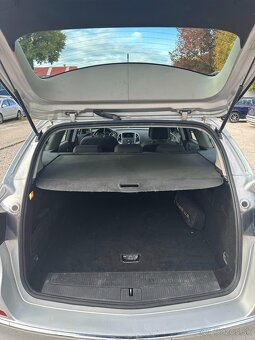 Opel Astra J Sports Tourer - 6