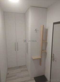 Moderný 1,5-izbový byt s loggiou a garážovým státím – Trnava - 6