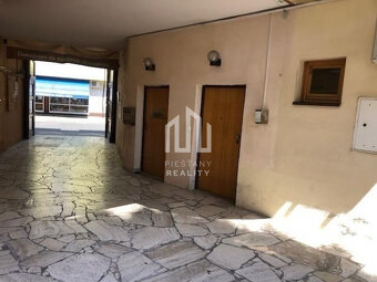 VÝRAZNÁ ZĽAVA nehnuteľnosť v centre Piešťan  stabilný prí - 6