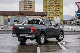 Toyota Hilux 2.4 D-4D Active A/T | 4x4 | - 6
