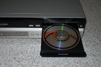 📼>📀VHS-DVD rekordér PHILIPS DVDR3430 - 6
