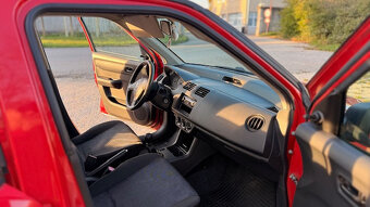 Predám Suzuki Swift - 6