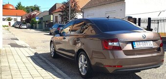 Škoda Octávia 1,6 TDI 115k Style / r.v.2020 / - 6
