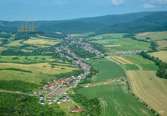 POZEMOK NA VÝSTAVBU RD V OBCI ZÁMUTOV, 1690 m² - 6