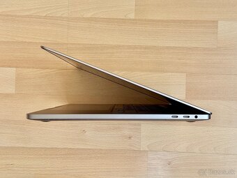 MacBook Pro 16" i9-2.4GHz/64GB/1TB, NOVÁ BATERKA, TOP STAV - 6