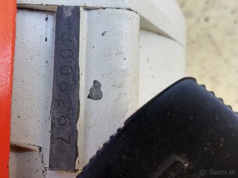 Motorová píla Stihl 041 AV FARM BOSS - 6