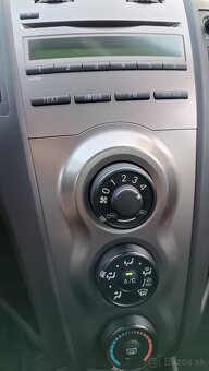 Predám auto (toyota yaris) kúpené v SR - 6