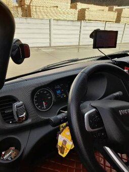 Predám IVECO Daily 3.0 152 kW. Ročník 2022 - 6