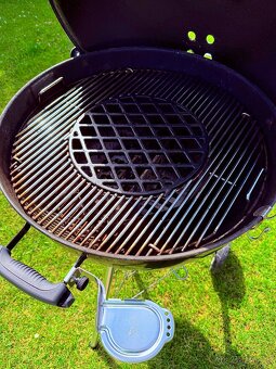 Weber Master-Touch 57 cm – STAV AKO NOVÝ + Full výbava - 6