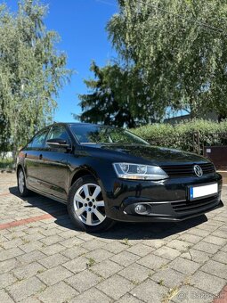 Volkswagen Jetta 1.6 TDi CR DSG - 6