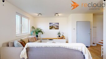 REZERVOVANÉ - Krásny 3 izbový mezonetový byt s veľkou teraso - 6