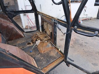 Kabina zetor 7711. 7745. - 6