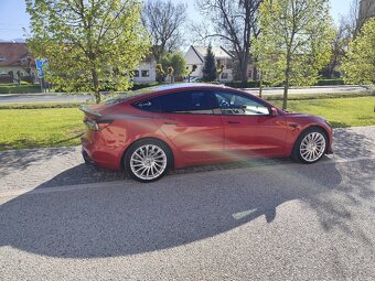 Tesla model 3 long range - 6