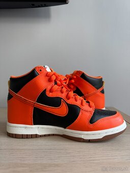 Nike Dunk High "Safty Orange" GS - 6