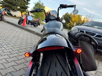 Indian Scout Rouge - cenova bomba - 6