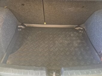 Seat ibiza 2009 - 6