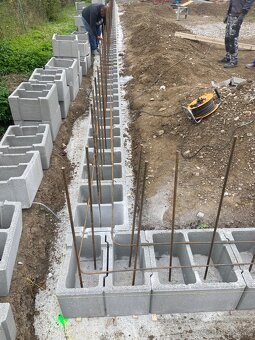 Hľadáme zákazky - 6