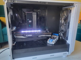 Radeon RX6800 // MSI // RGB // 16GB - 6
