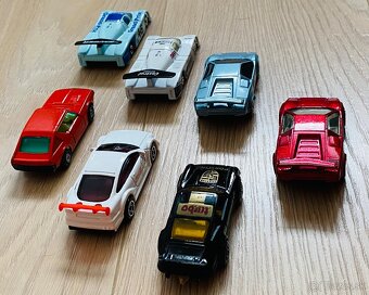 Staršie Matchbox autíčka - 6