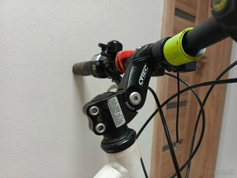 Dámsky krosovy bicykel GENESIS - 6