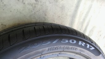 letné 205/50 r17 Pirelli Cinturato P7 -  kúpa 2023 - 8 mm - 6