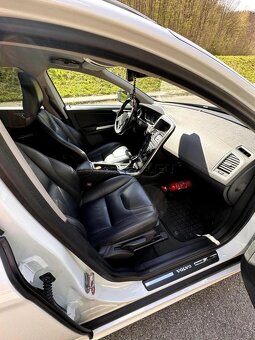 Volvo XC60 - 6