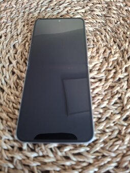 Samsung Galaxy Z Flip6 Silver Shadow - 6