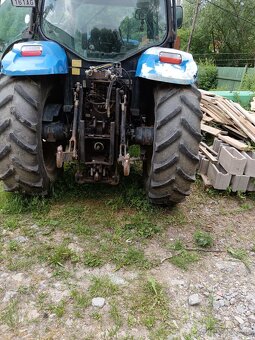 Traktor New Holland T6030 - 6