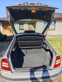 Škoda Octavia Tour 1.6 MPI 75KW - 6