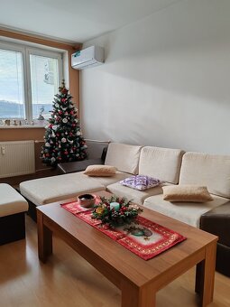 Znížená cena 1 izbový krásny byt Brezová pod Bradlom - 6