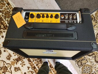 Orange Rocker 15 BK Lampové gitarové kombo - 6